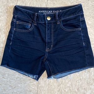 American Eagle Outfitters Hi Rise Shortie in Darkest Indigo size 6